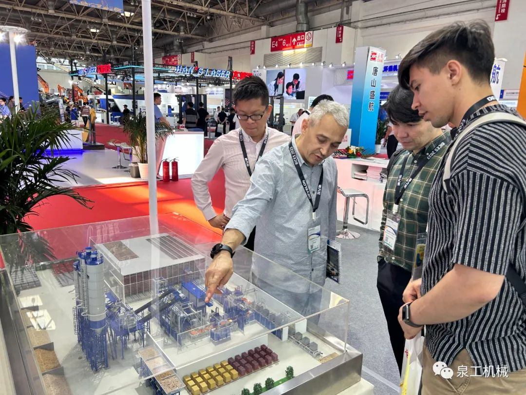 BICES 2023丨綠色裝備，智造未來！泉工股份閃耀北京工程機(jī)械展