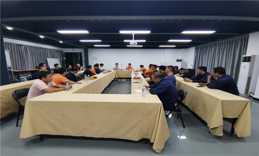 傾聽員工心聲，共謀高質(zhì)量發(fā)展——記裝配車間座談會(huì)
